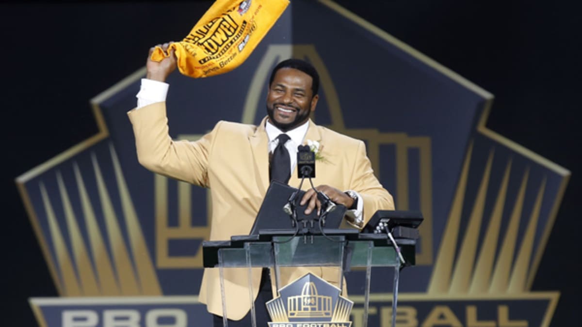 2023 Pro Football Hall of Fame: Four Standout Moments From the Enshrinement  Ceremony - Sports Illustrated