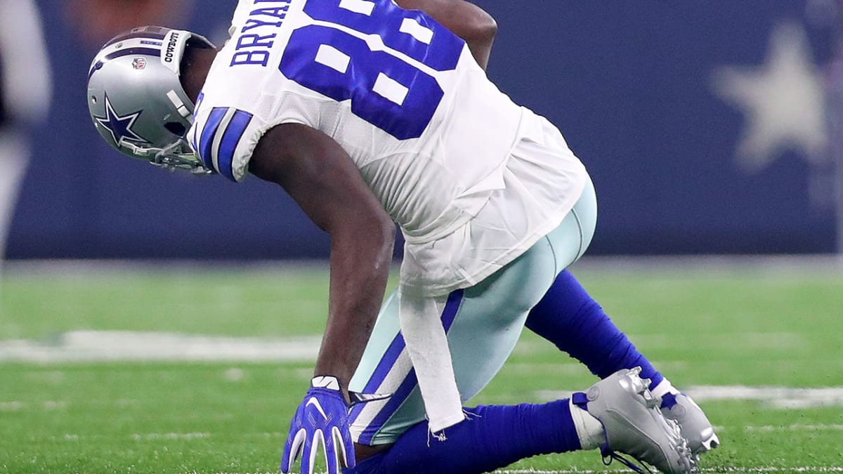 Cowboys WR Dez Bryant has surgery on broken ankle - The San Diego  Union-Tribune