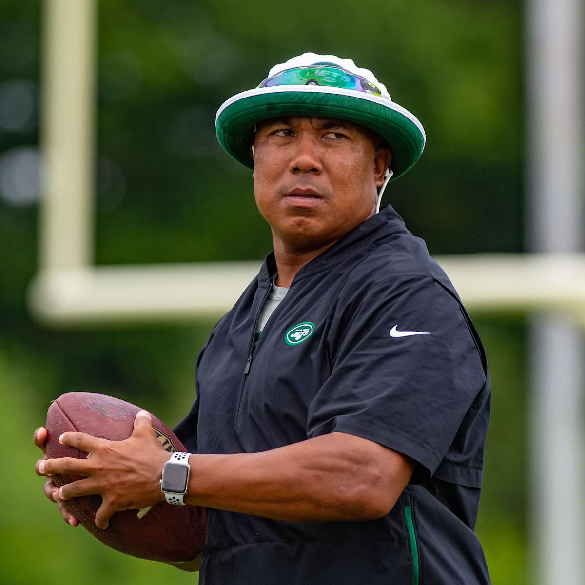 Coach Hines Ward aiming to build Steelers-like bond with San