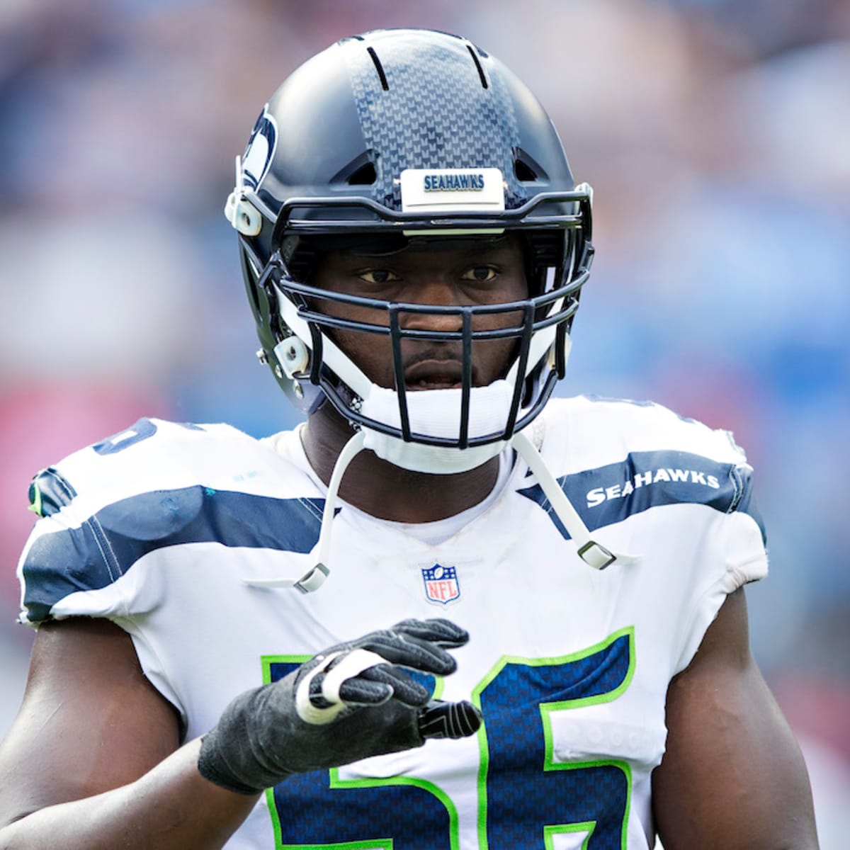 Seahawks' Cliff Avril makes good on Haiti pledge with two sacks vs