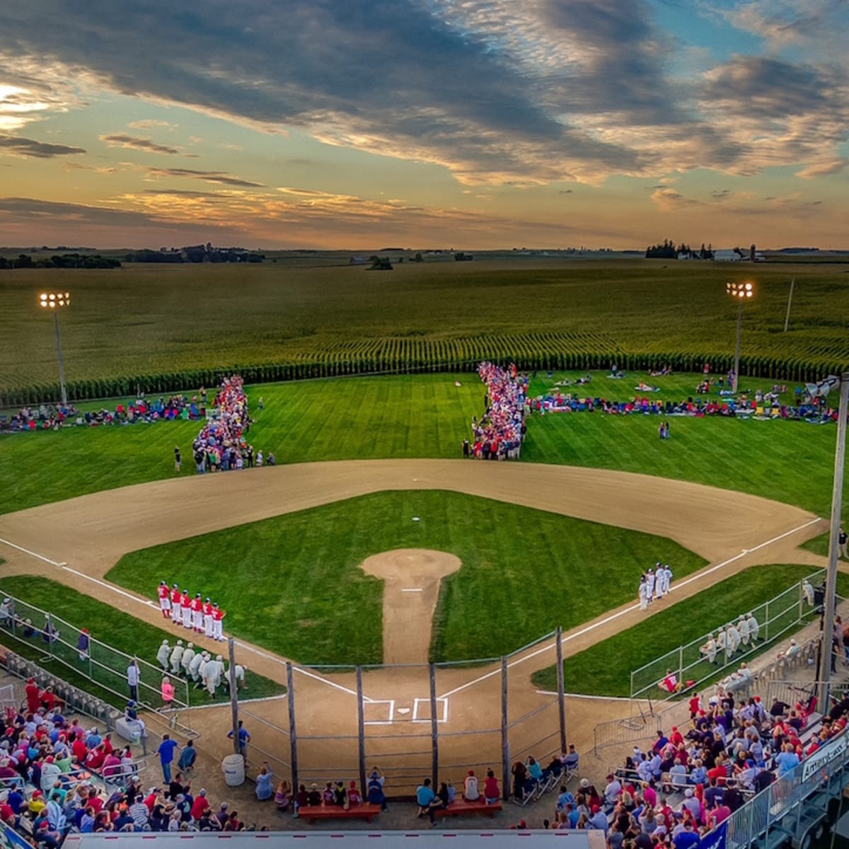 Field Of Dreams Site Blends Baseball S Past And Future Si Kids Sports News For Kids Kids Games And More