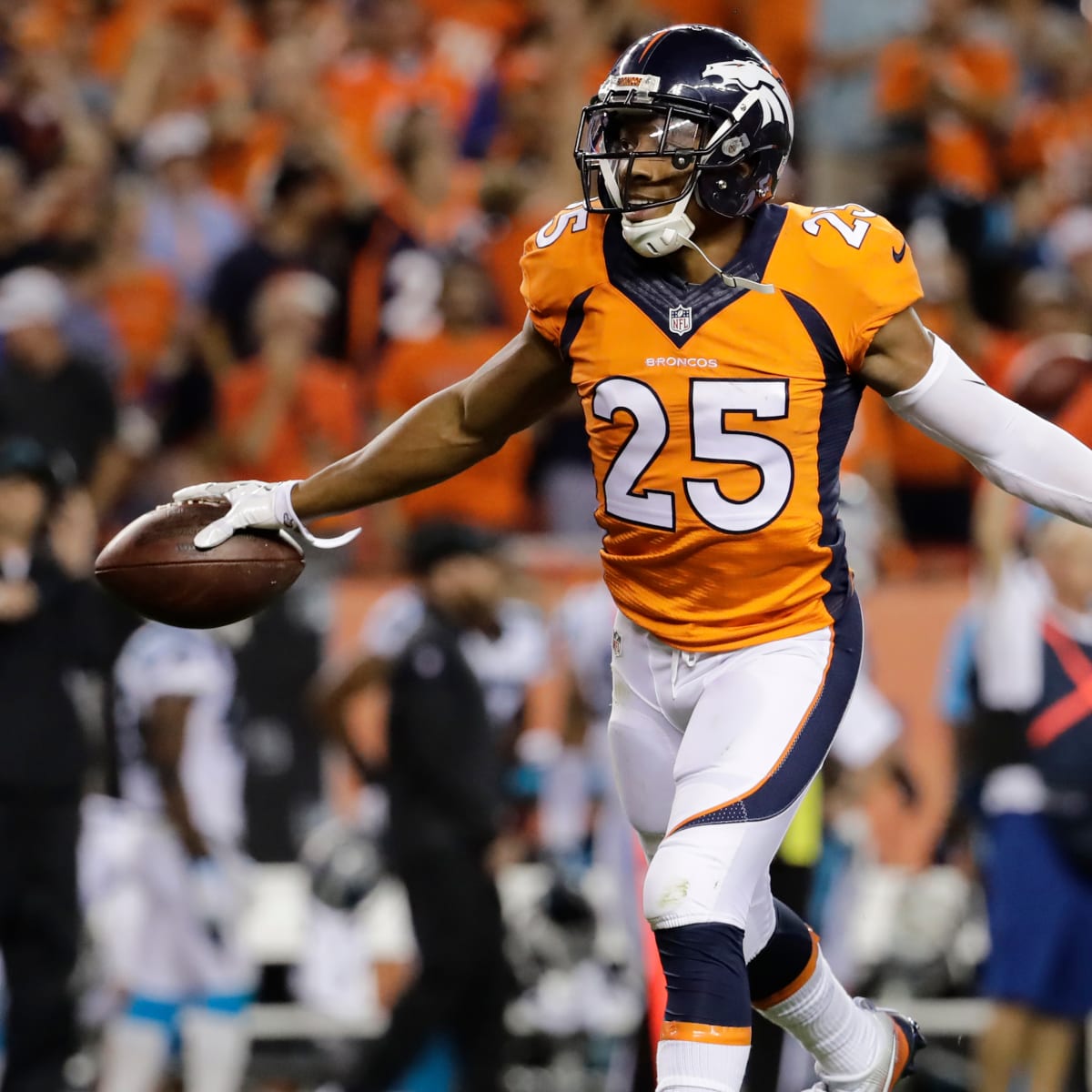 Broncos Win Super Bowl Rematch Over Panthers 21-20