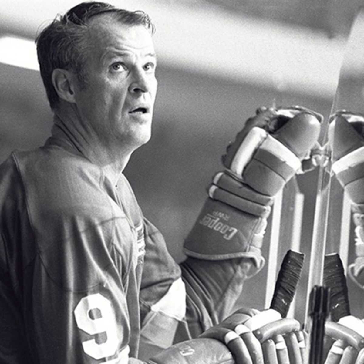 Rare SI Photos of the late Gordie Howe  Sports illustrated, Hockey  pictures, National hockey league