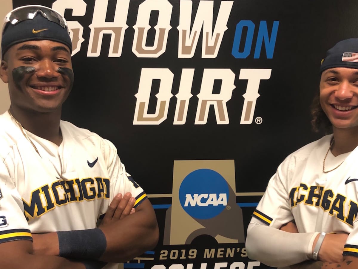 Brewer and Nwogu Traded Football For Baseball - SI Kids: Sports News for  Kids, Kids Games and More