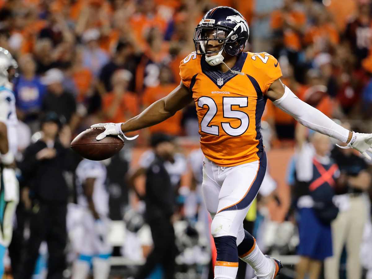 Denver Broncos squeeze past Carolina Panthers in NFL season opener, NFL