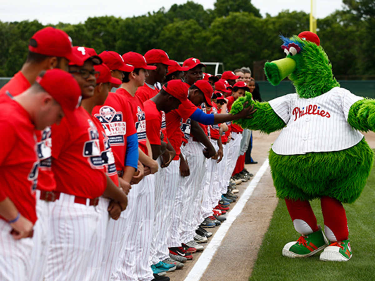 X \ Philadelphia Phillies على X: Ryan Howard Training Center at Phillies  MLB Urban Youth Academy at Marian Anderson Recreation Center is now open!