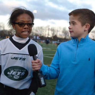 Video: Making Friends and Having Fun with NFL FLAG Football