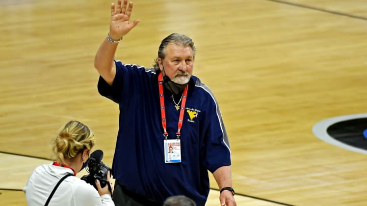 Bob Huggins: The Road to 900 Coaching Wins