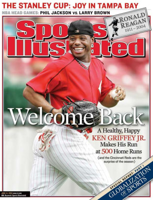 https://www.sikids.com/.image/c_fit%2Ccs_srgb%2Cfl_progressive%2Ch_406%2Cq_auto:good%2Cw_620/MTY4Mjg2NTcyMjc0NjU2NDIx/ken-griffey-jr-covers---9---june-14-2004.jpg