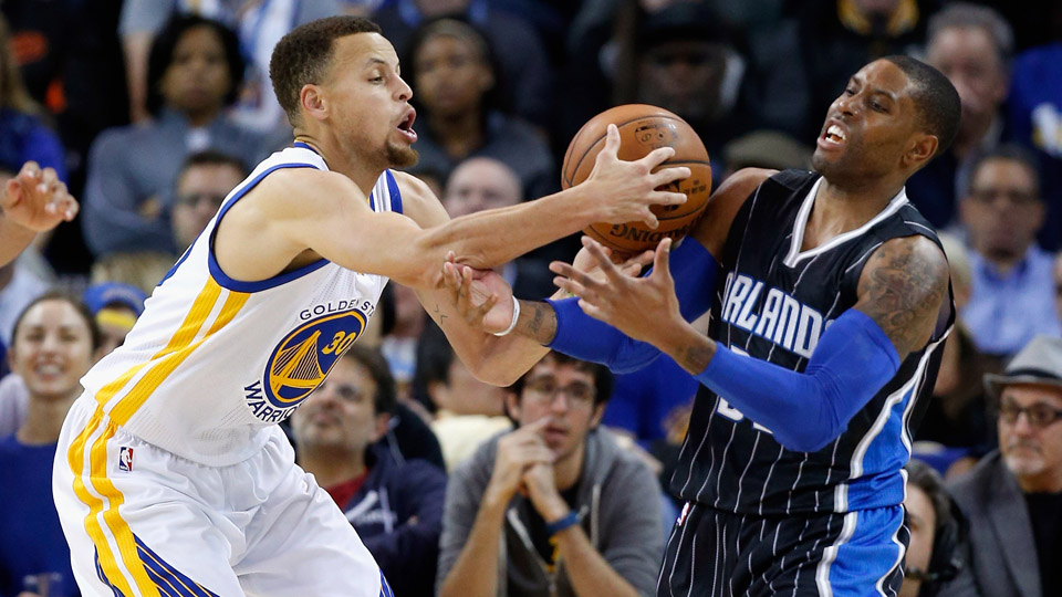 Golden State Warriors set record for home win streak vs Magic - SI Kids ...