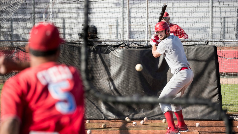 Chicago Cubs: Kris Bryant guest stars in  video with Dude Perfect