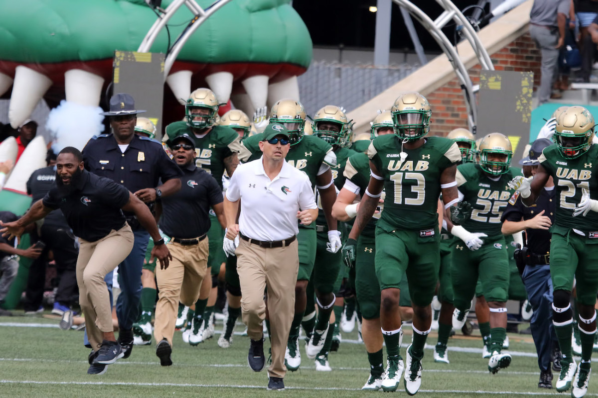 UAB's Remarkable Return Leads to Bahamas Bowl Berth SI Kids Sports